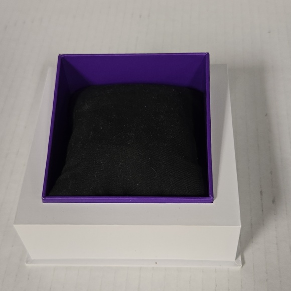 Movado Watch Box-Genuine - Picture 3 of 4